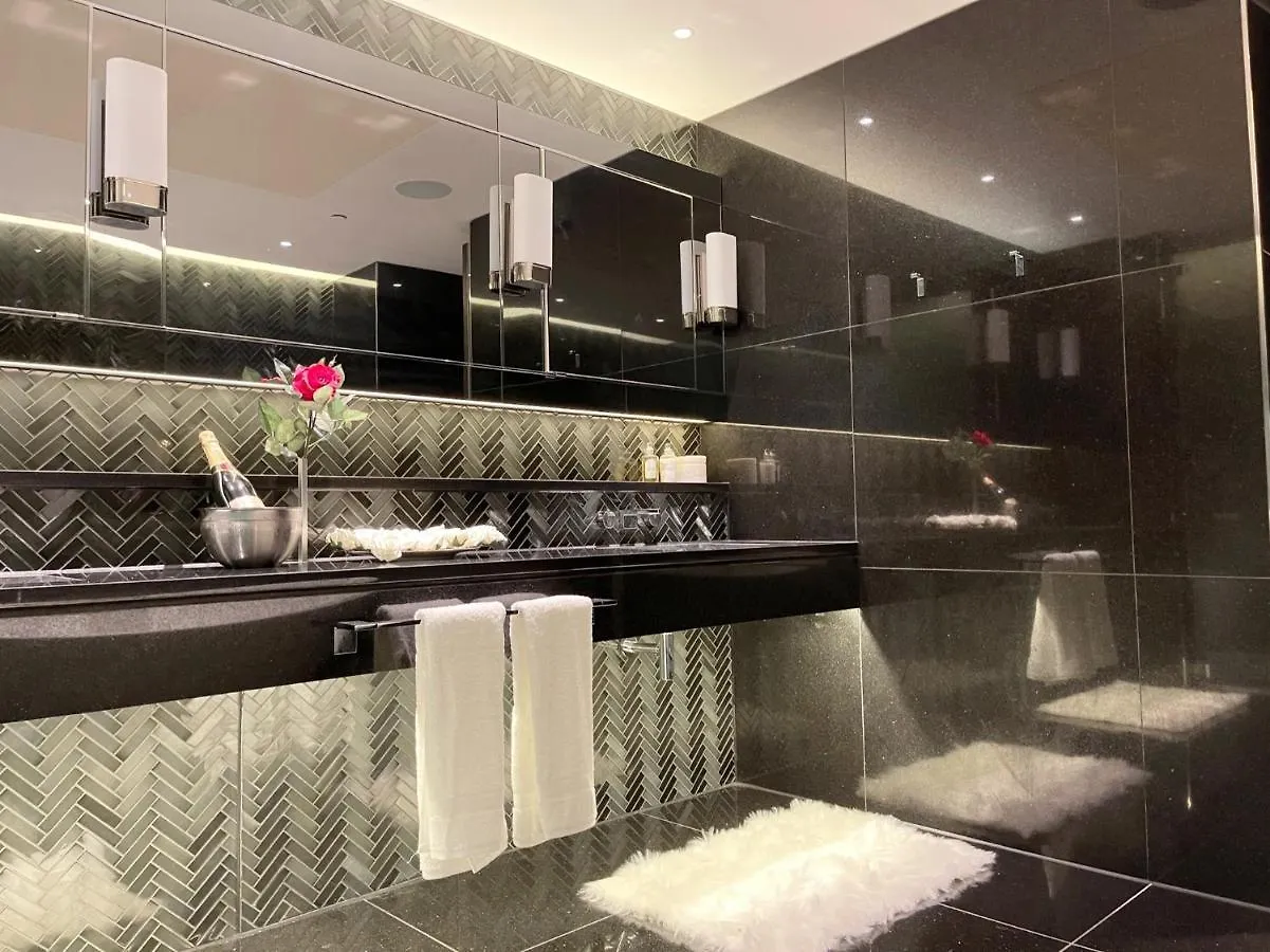 One Bedroom In Luxury Apartment On 30Th Floor In Central London With Breathtaking Skyline View Of Major Landmarks In London 0*,  United Kingdom